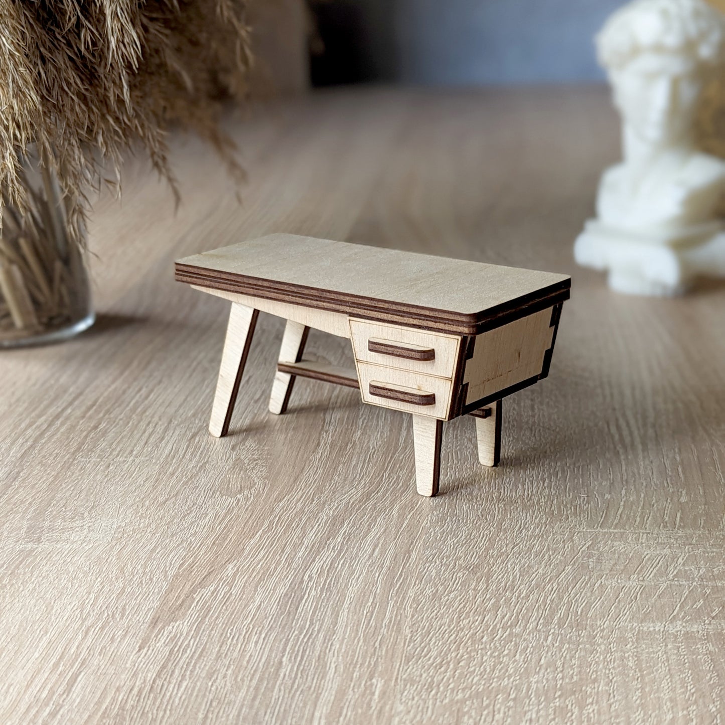 Desk & chair