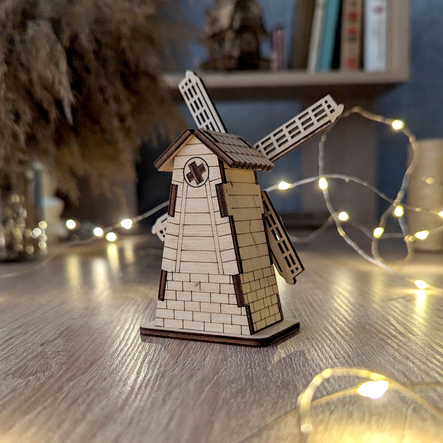 Windmill Miniature with Rotated Screw