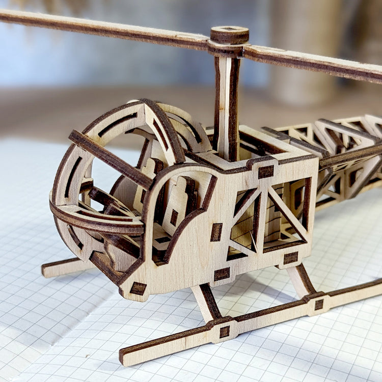 AIRPLANES & HELICOPTERS