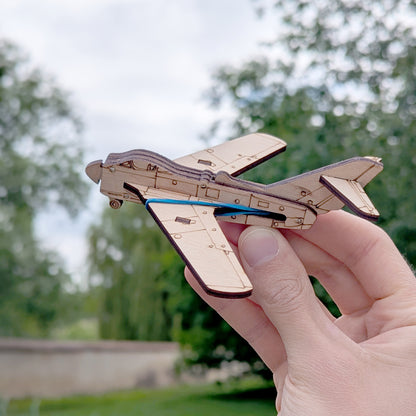 Airplane with shutting arrow mechanism