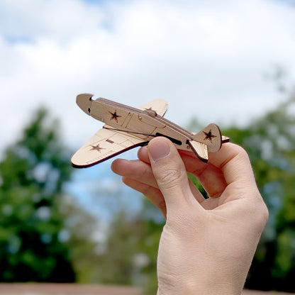 Shooting-Arrows Airplane Miniature