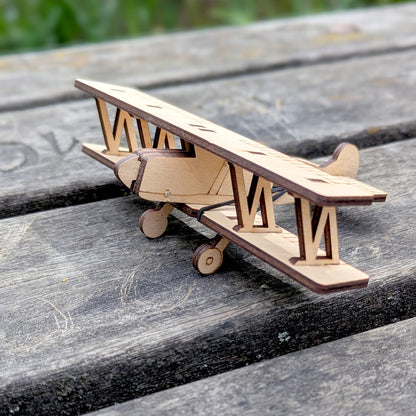 Shooting arrows Biplane