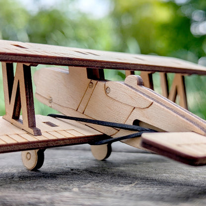 Shooting arrows Biplane