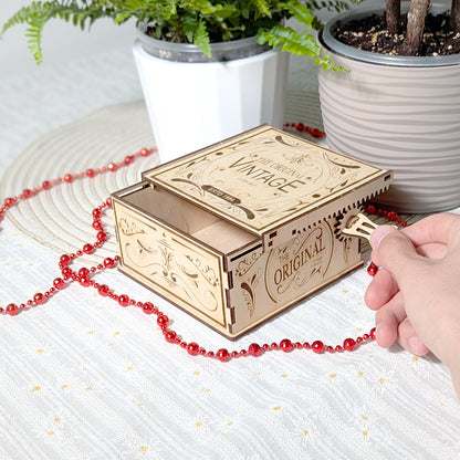 Mechanical vintage box