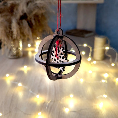 Christmas tree Ornaments - Snowflake in the Ball