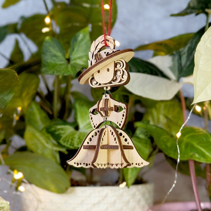 Glowforge-ready laser cut file for fairy ornament.