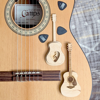 Guitar pick holder