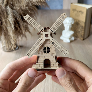 Windmill Miniature with Rotated Screw