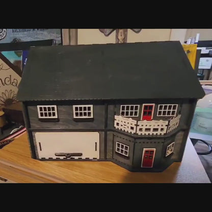 House with pull-out rooms-shelves